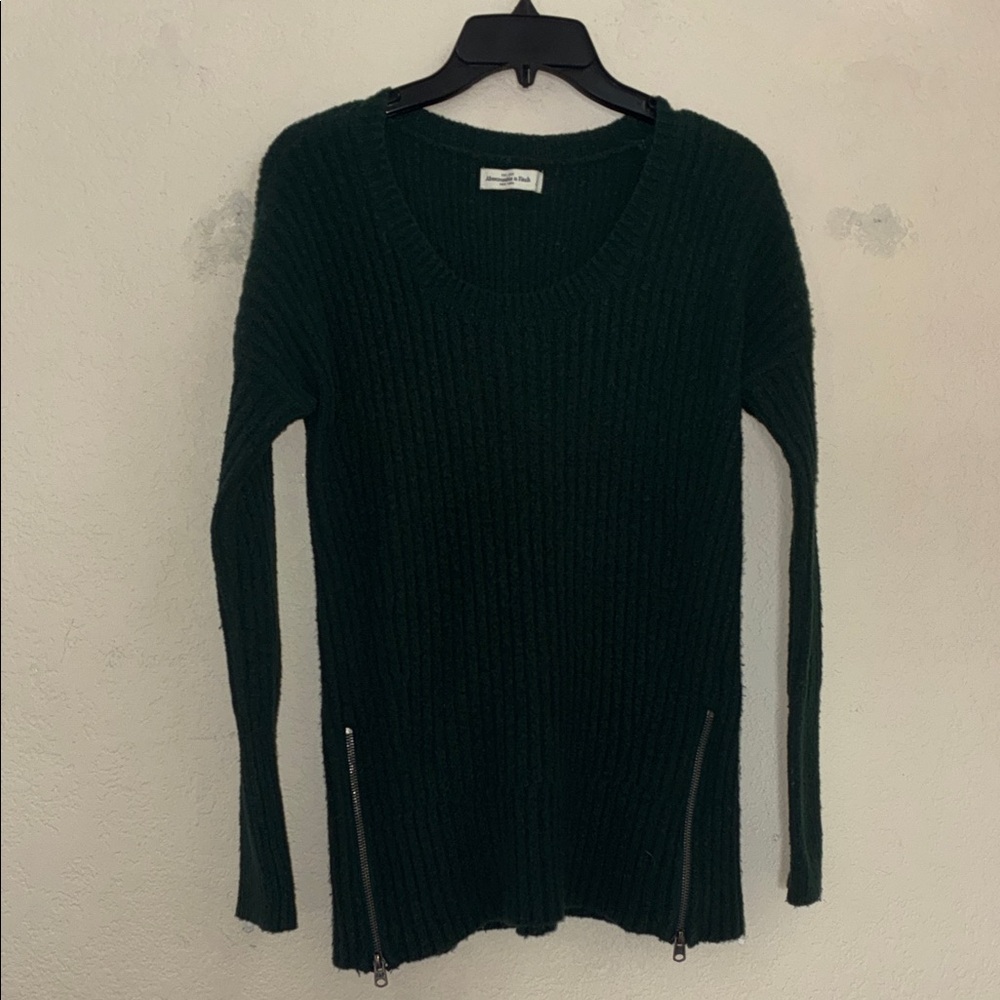 Abercrombie & Fitch Forest Green Ribbed Sweater